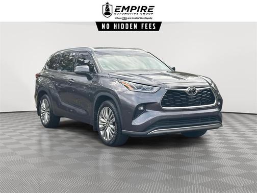 2022 Toyota Highlander Platinum