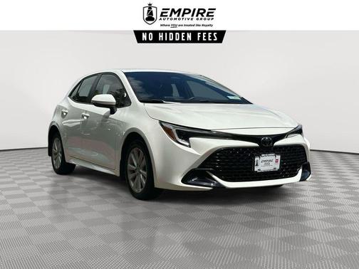 Ice 2024 Toyota Corolla Hatchback SE