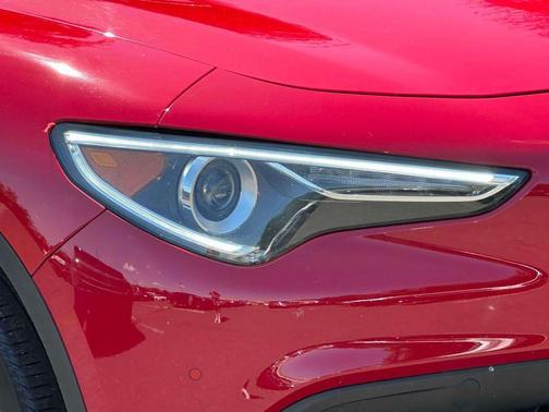 2019 Alfa Romeo Stelvio Base