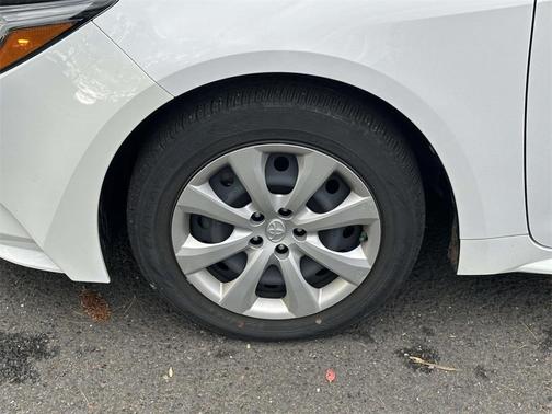 2023 Toyota Corolla Hybrid LE