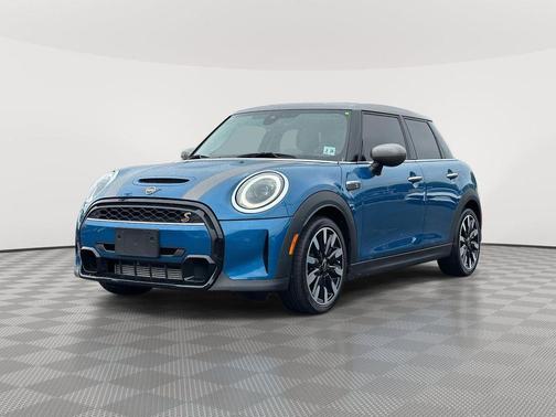 2023 MINI Hardtop Cooper S