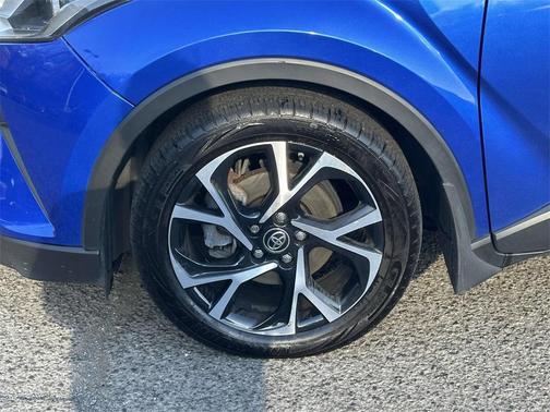 2018 Toyota C-HR XLE Premium