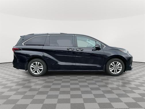 2021 Toyota Sienna Limited