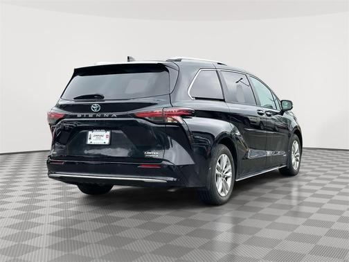 2021 Toyota Sienna Limited