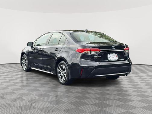 2022 Toyota Corolla Hybrid LE