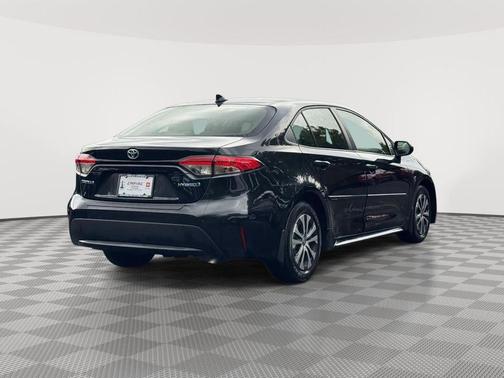 2022 Toyota Corolla Hybrid LE