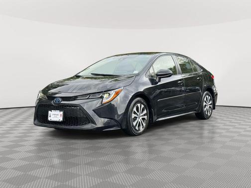 2022 Toyota Corolla Hybrid LE