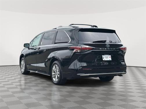 2021 Toyota Sienna