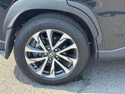 Jet Black 2024 Toyota Corolla Cross XLE