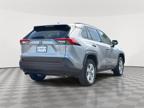 2021 Toyota RAV4 Hybrid LE
