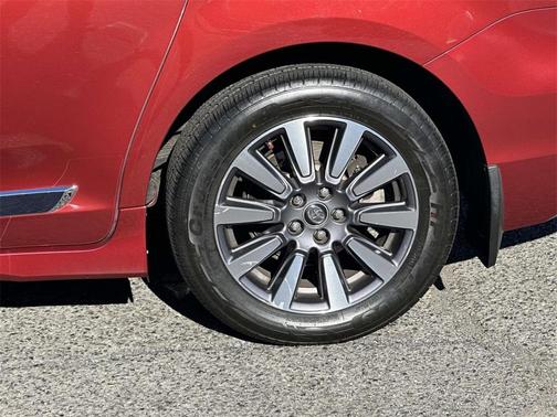 2018 Toyota Sienna LE