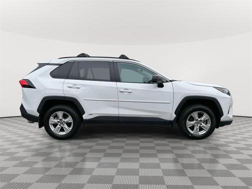 2020 Toyota RAV4 Hybrid LE