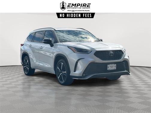 2022 Toyota Highlander XSE