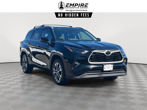 2024 Toyota Highlander XLE
