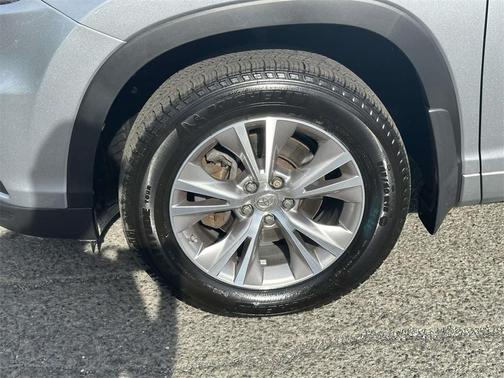 2015 Toyota Highlander LE Plus