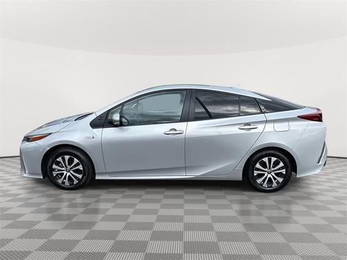 2022 Toyota Prius Prime XLE