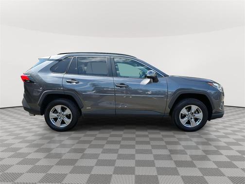 2023 Toyota RAV4 Hybrid XLE