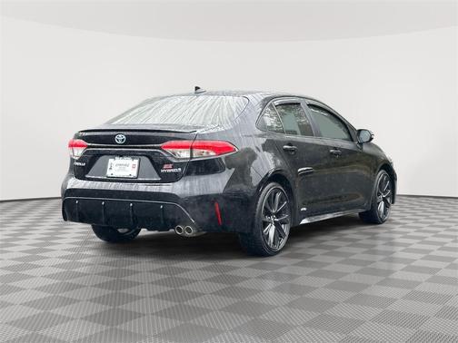2024 Toyota Corolla Hybrid SE