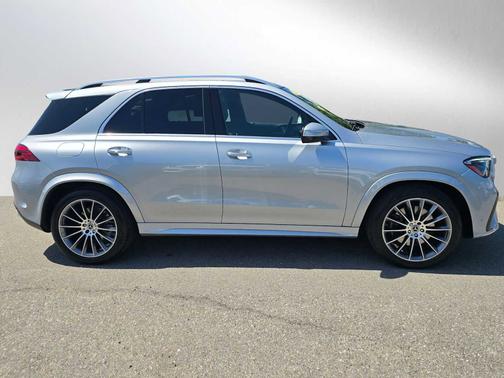 Cirrus Silver Metallic 2024 Mercedes-Benz GLE 450 4MATIC