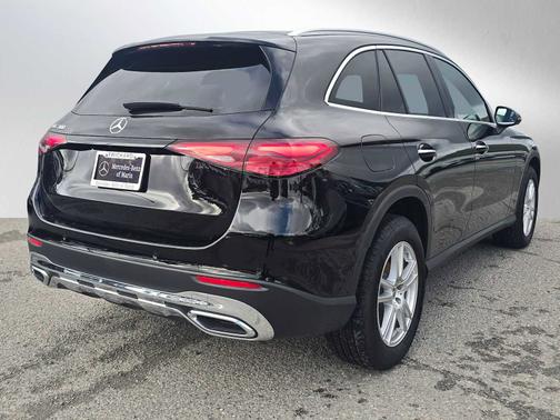 2025 Mercedes-Benz GLC 300 Base