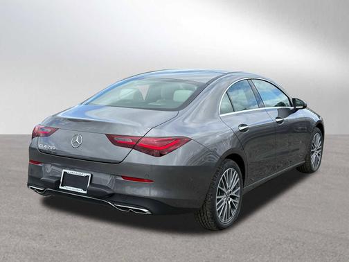 2025 Mercedes-Benz CLA 250