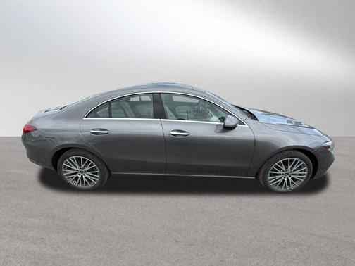 2025 Mercedes-Benz CLA 250