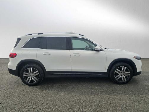 2023 Mercedes-Benz EQB 300 4MATIC