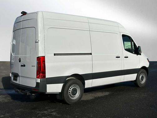 2023 Mercedes-Benz Sprinter 1500 Standard Roof