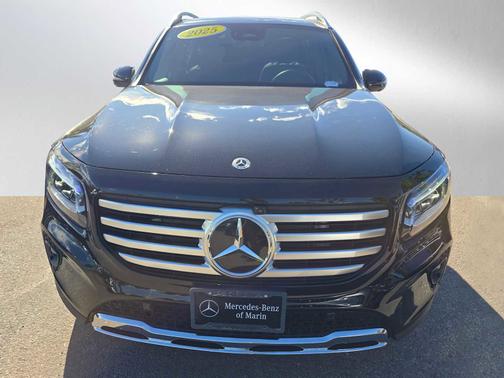2025 Mercedes-Benz GLB 250 