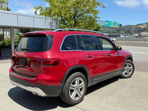 2021 Mercedes-Benz GLB 250 4MATIC