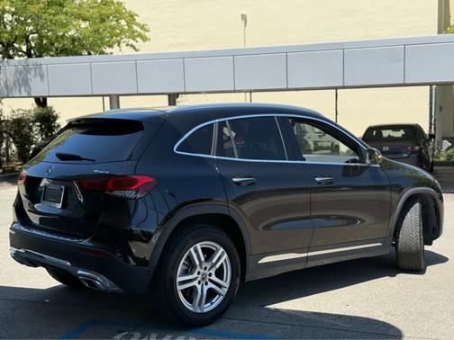 2022 Mercedes-Benz GLA 250