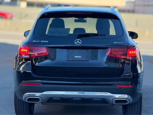 2021 Mercedes-Benz GLC 300 