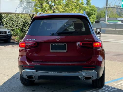 2022 Mercedes-Benz GLB 250 4MATIC