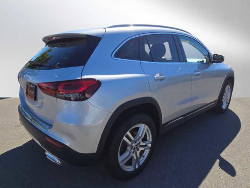 2021 Mercedes-Benz GLA 250 Base