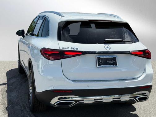 2025 Mercedes-Benz GLC 300 Base