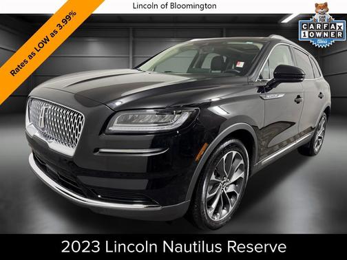 INFINITE BLACK MET CC 2023 Lincoln Nautilus Reserve