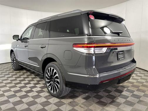 2023 Lincoln Navigator Black Label