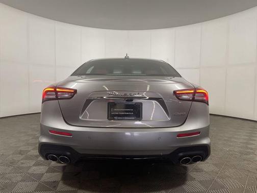 2022 Maserati Ghibli Modena Q4