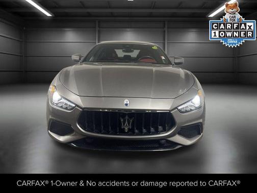 2022 Maserati Ghibli Modena Q4