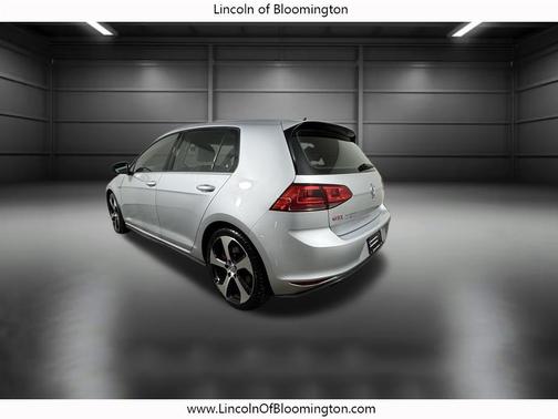 2016 Volkswagen Golf GTI 2.0T SE 4-Door