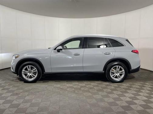 2025 Mercedes-Benz GLC 300 4MATIC