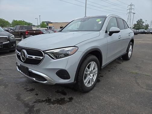 2025 Mercedes-Benz GLC 300 4MATIC