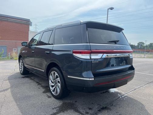 2022 Lincoln Navigator Reserve