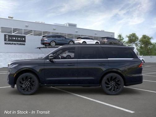 2025 Lincoln Navigator Reserve