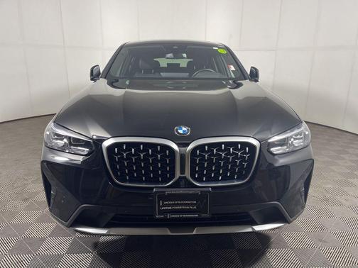 2025 BMW X4 xDrive30i