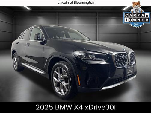 2025 BMW X4 xDrive30i