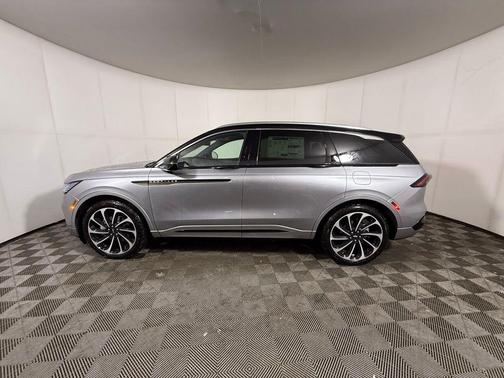 2026 Lincoln Nautilus Black Label