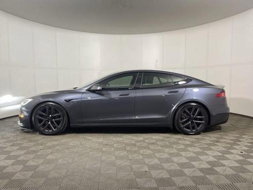 2021 Tesla Model S Plaid