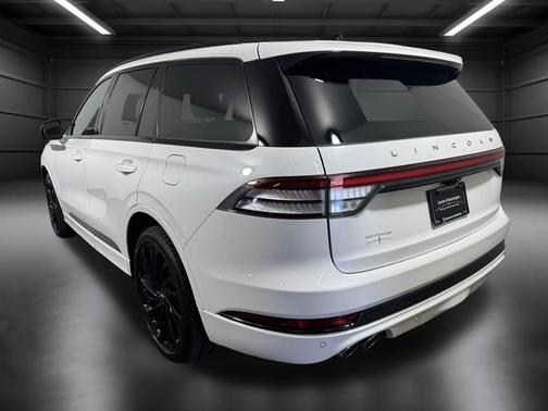 PRISTINE WHITE MET 3C 2025 Lincoln Aviator Reserve AWD