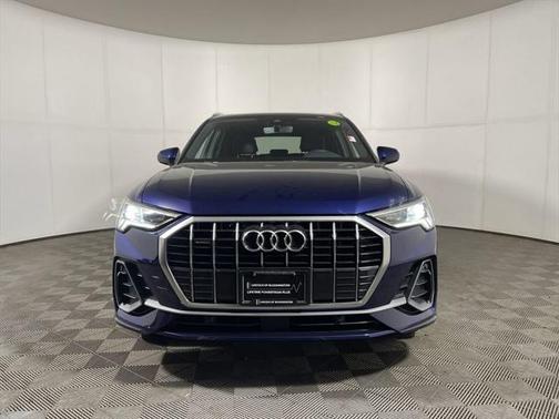 2024 Audi Q3 Premium 45 TFSI S line quattro Tiptronic
